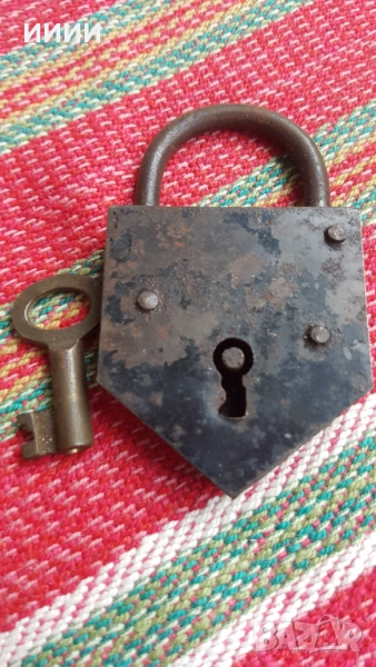 Кован руски катинар , снимка 1