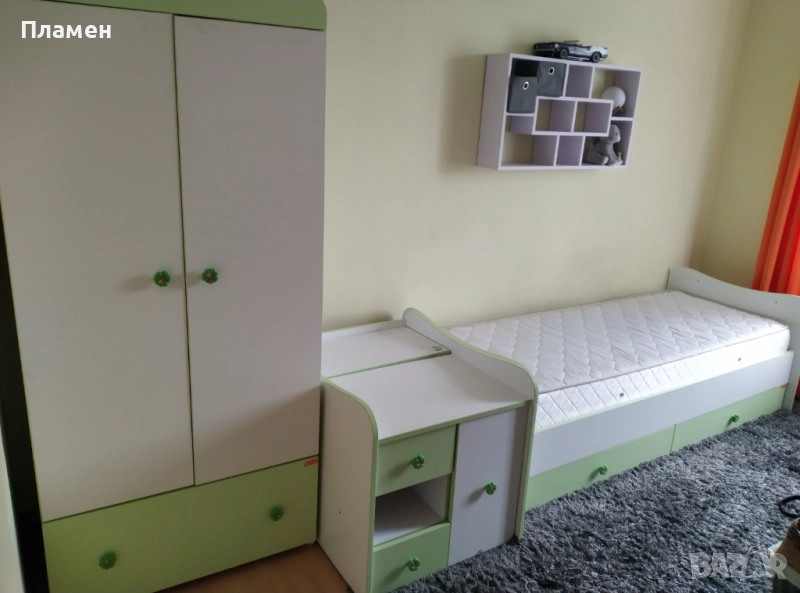 Легло и кошара в едно гардероб и бюро и матраци трансформиращи Lorelli, снимка 1
