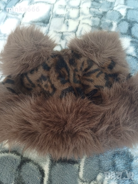 Кожена дамска шапка., снимка 1