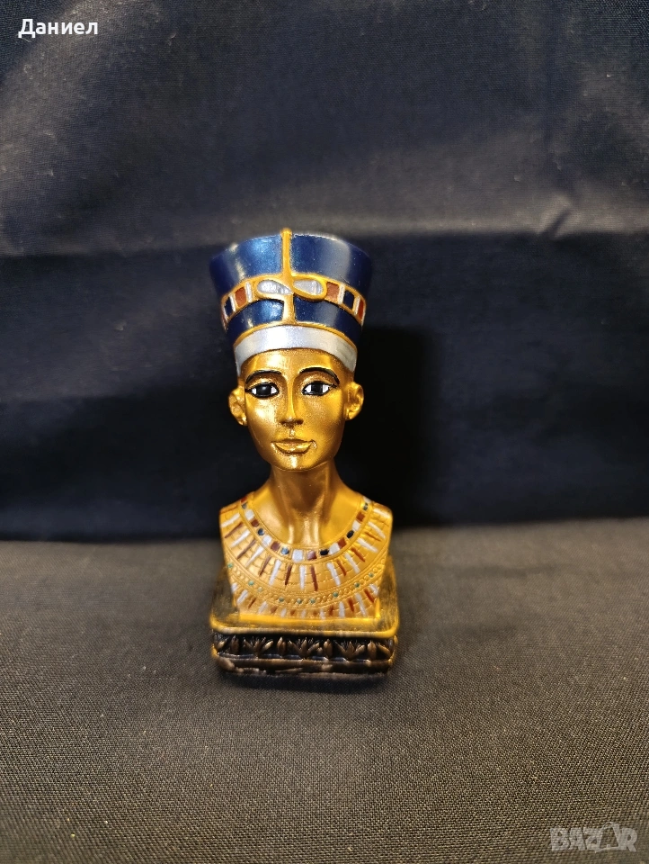 Бюст на Нефертити от Египет, снимка 1