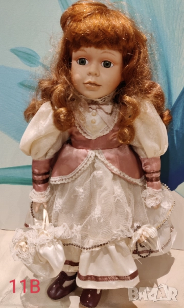 Порцеланова кукла , снимка 1