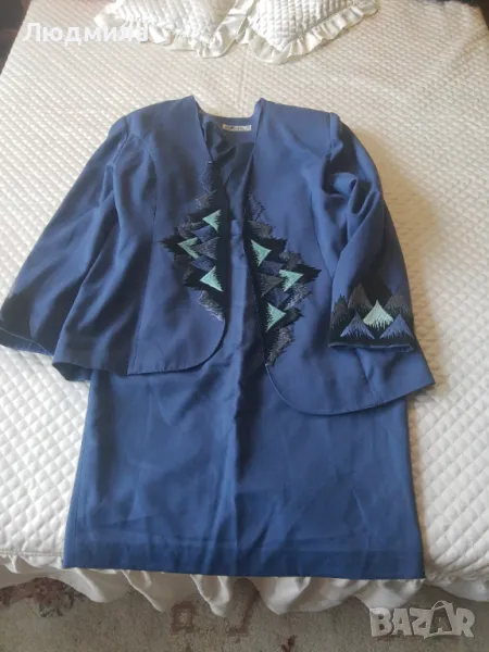Костюм дамски памук,син цвят с ръчна  бродерия, снимка 1