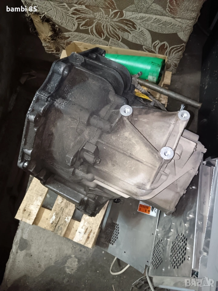 скоростна кутия f23 за опел вектра б 2.0 101к.с , снимка 1