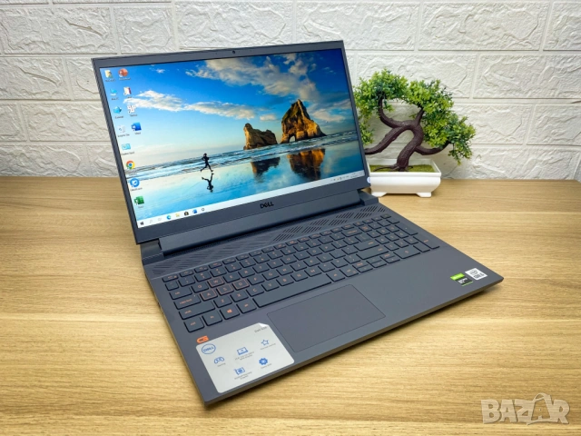 Геймърски лаптоп Dell G15 5510 като нов ! , снимка 2 - Лаптопи за дома - 53706891