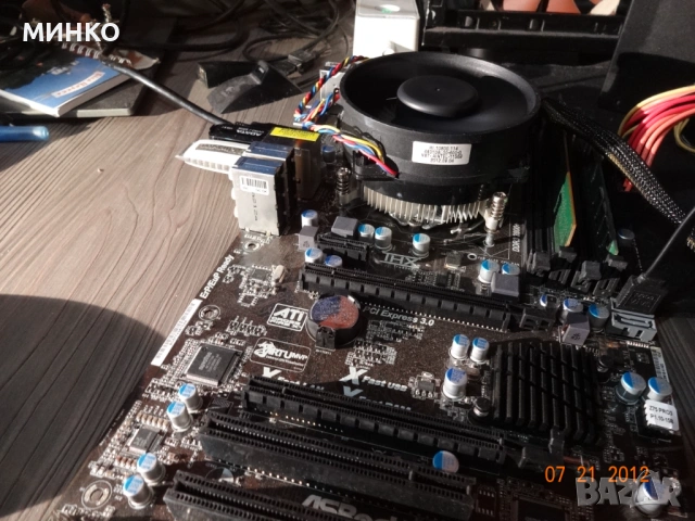 две дъна   ASROCK Z75 PRO3 Z75 1155  ,ITX B75 , снимка 5 - Дънни платки - 53754617
