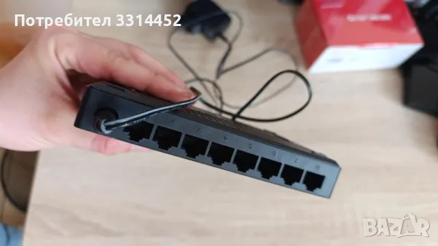 Суич Switch Tenda с 8 изхода, снимка 2 - Други - 49712564