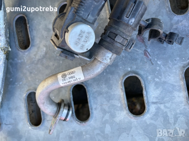 Маркучи и Тръби Охладителна Система 7P0121065M Porsche Cayenne 3.0D 92A/2012г, снимка 7 - Части - 51674367