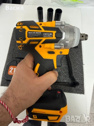 Акумулаторен гайковерт, снимка 2 - Други инструменти - 53694228