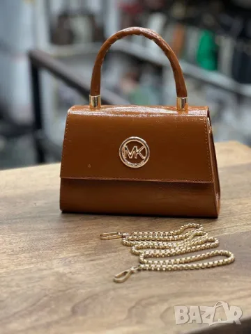 чанти michael kors , снимка 10 - Чанти - 49121918