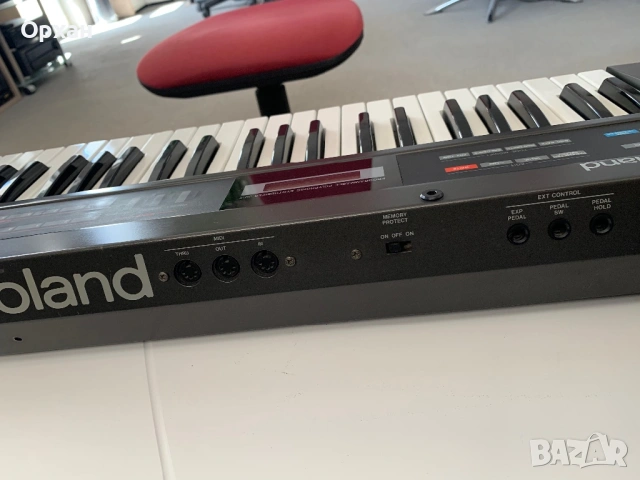Roland Alpha Juno-2 – Легендарен аналогов синтезатор (JU-2), снимка 6 - Друга електроника - 53850819