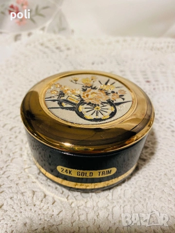 порцеланова кутия за бижута