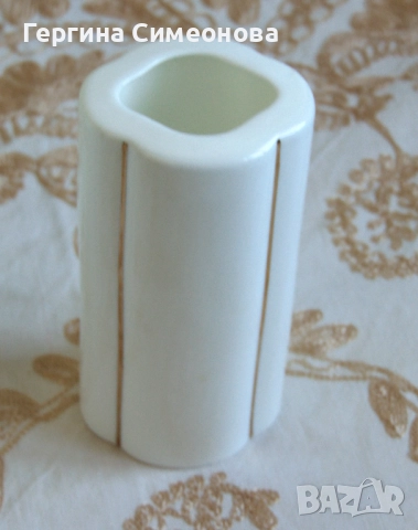 Три вази български костен порцелан, снимка 3 - Вази - 52616257