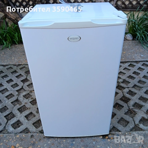 Малък хладилник