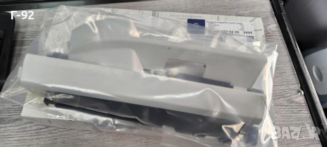 A1298800205/9999**NEU**MERCEDES-BENZ**R129 /2-3**РЕШЕТКА -КАПАЧЕ ЗА КУКАТА НА ТЕГЛЕНЕ**, снимка 4 - Части - 53076990