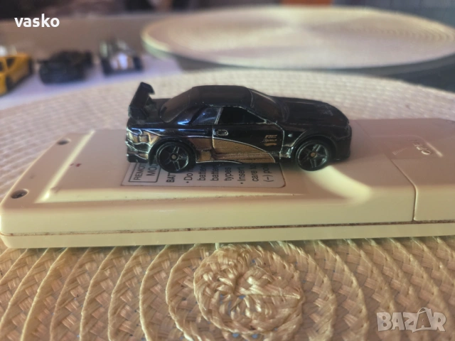 Hotwheels Nissan Skyline стар, снимка 3 - Колекции - 54100125