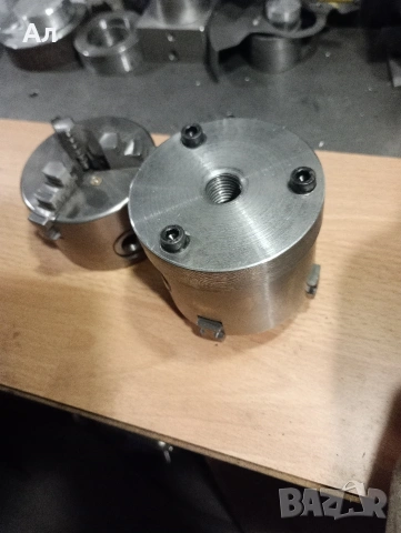 Продавам умиверсали 80 и 100 мм с фланец и конусна опашка за Морз 3 с 3 и с 4 челюсти , снимка 4 - Стругове - 52968282