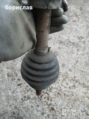 Лява полуоска за Фолксваген голф 4 , снимка 5 - Части - 52111237