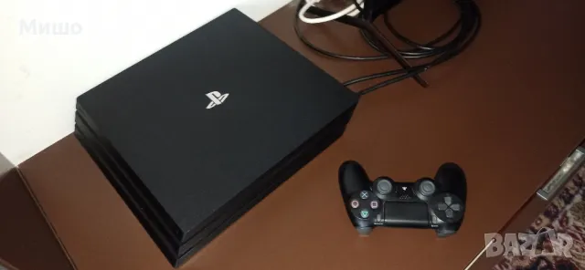 Sony Playstation 4 PRO ПЕРФЕКТЕН не отварян пълен комплект, снимка 1 - PlayStation конзоли - 48449841