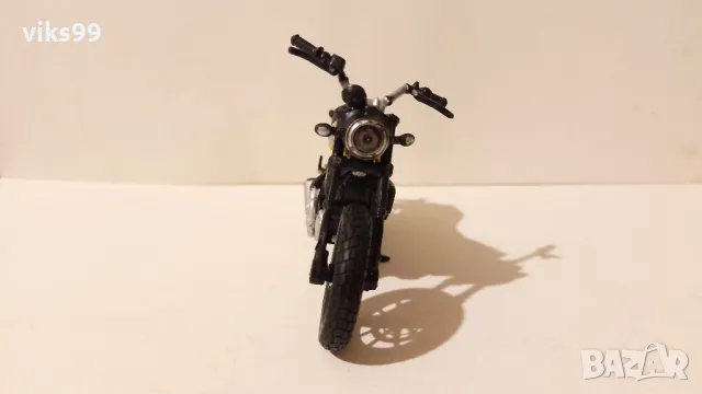 Мотор Bburago Ducati Scrambler - Мащаб 1:18, снимка 4 - Колекции - 47735627