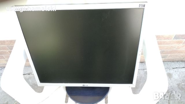 Монитор LG за компютър