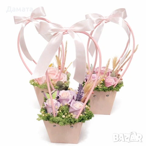 Чантички и декорации с рози от пластичен сапун, снимка 12 - Декорация за дома - 48848502