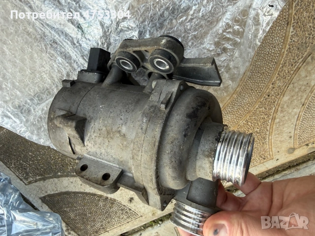 Водна помпа БМВ BMW N53, снимка 2 - Части - 53848766