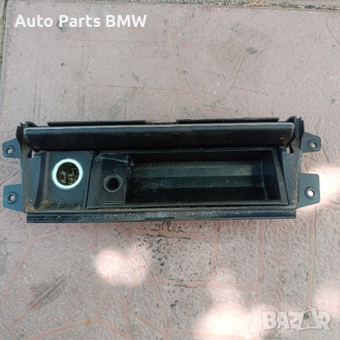 Лайсна пепелник BMW X5 E53 Жабка пепелник БМВ Х5 Е53, снимка 2 - Части - 51431314