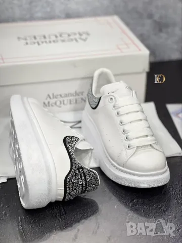 дамски маратонки Alexander Mcqueen , снимка 1 - Маратонки - 46932633