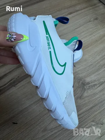 Оригинални маратонки Nike Flex Runner 2! 35,5 н, снимка 2 - Маратонки - 48771560