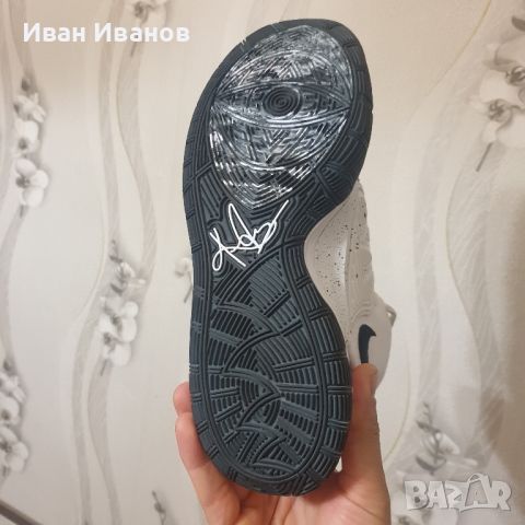 Nike Kyrie 6 баскетболни маратонки номер 42-42,5, снимка 9 - Маратонки - 45954374