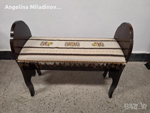 Винтидж пейка с ръчна бродерия 