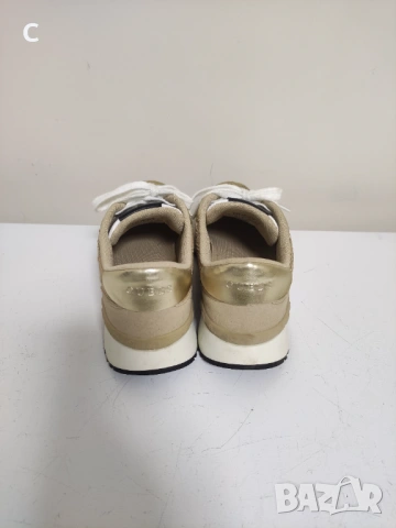 Дамски обувки на Guess  номер 38  като нови , снимка 8 - Маратонки - 54033394