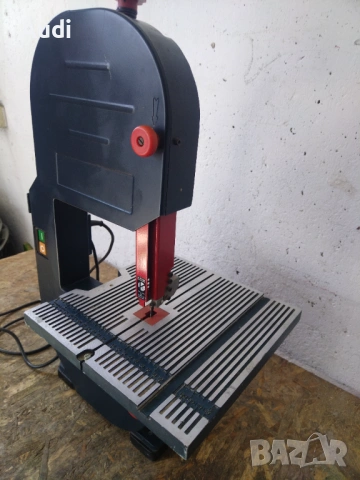 Настолен циркуляр EINHELL 350W Алиминиев работен плот. Реже и под ъгъл от 0° до 90° Максимален срез , снимка 8 - Циркуляри - 54194602