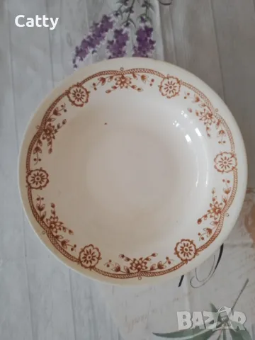 Порцеланови чинии , снимка 12 - Чинии - 49715155