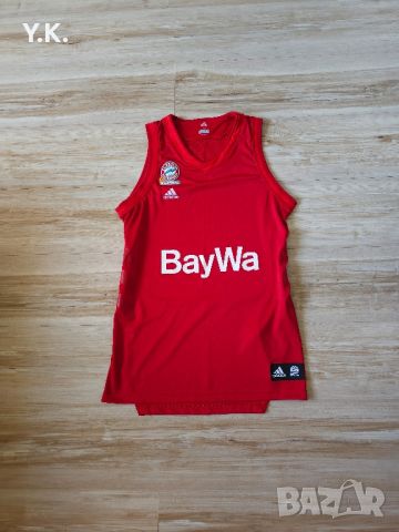 Оригинален мъжки баскетболен потник Adidas x Bayern Munchen / Season 19-20 (Home), снимка 1 - Тениски - 45203234