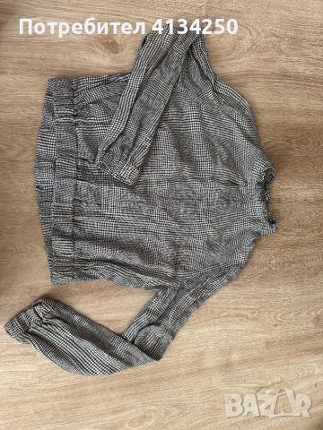 Bershka блуза, снимка 1 - Блузи с дълъг ръкав и пуловери - 46258144