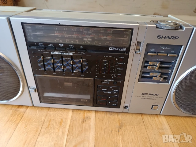 SHARP GF 9500 Z, снимка 2 - Радиокасетофони, транзистори - 54256652