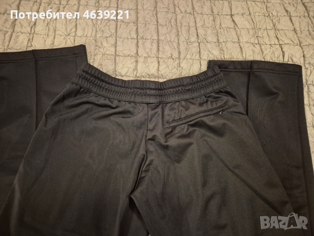 НОВО Nike долнище, снимка 6 - Спортни екипи - 52259673
