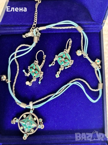 Красиви бижута, снимка 2 - Бижутерийни комплекти - 54029436