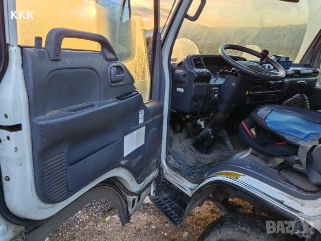 Isuzu 3.5t малката винетка Б категория , снимка 12 - Камиони - 52796631