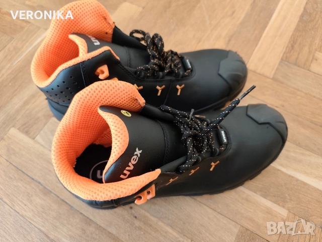 Предпазни обувки Uvex 43 номер , снимка 4 - Други - 53261502