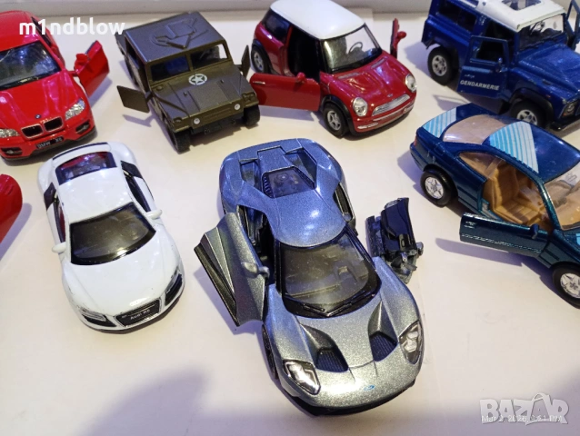 Метални колички Welly Kinsmart Matchbox Bburago 1:43 1:32, снимка 7 - Колекции - 54007853