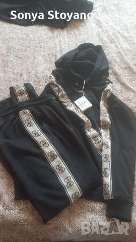 Дамски комплект Guess.Размер М