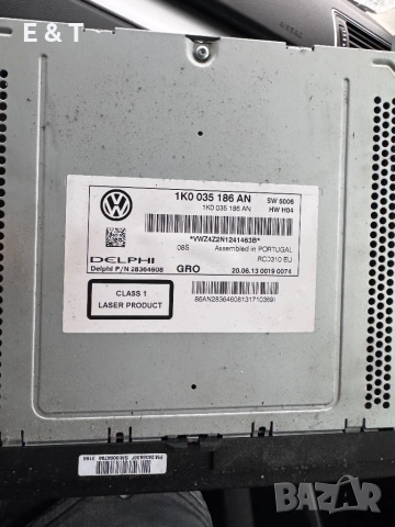 Оригинална медия за Passat B7 , снимка 3 - Аксесоари и консумативи - 53326162