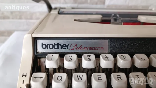 Стара пишеща машина Brother Deluxe 850TR - Made in Japan - 1970 година, снимка 5 - Антикварни и старинни предмети - 49159698