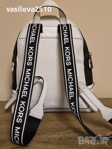 Michael Kors оригинална дамска раница от естествена кожа , снимка 7 - Раници - 53892563