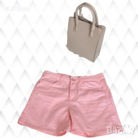 Лот от Розови къси панталони LC Waikiki и Блуза с голи рамене HM, снимка 2 - Комплекти - 46310613