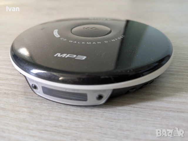 Sony Discman CD walkman D-NF007 MP3 FM/AM, снимка 2 - MP3 и MP4 плеъри - 53735328
