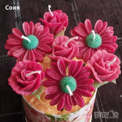 Цветен букет от ароматни восъчни свещи