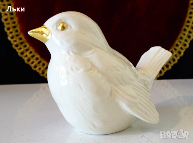 Порцеланова фигура птица Врабче,Goebel,злато. , снимка 2 - Статуетки - 51813021